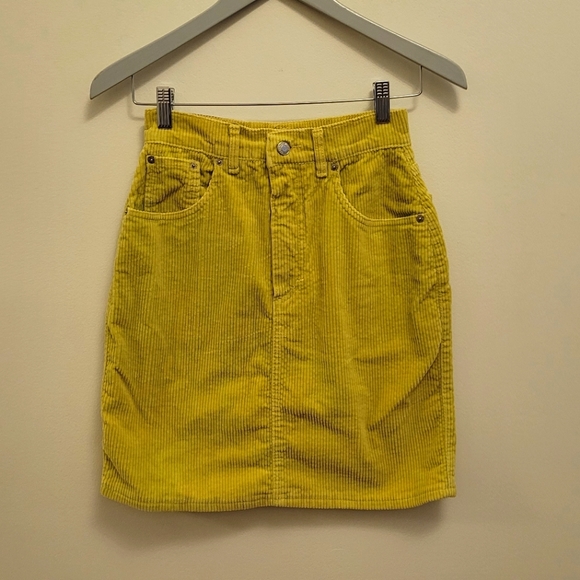 Vintage Dresses & Skirts - 3$25 Vintage Lei Casucci Chartreuse Corduroy Pencil Skirt